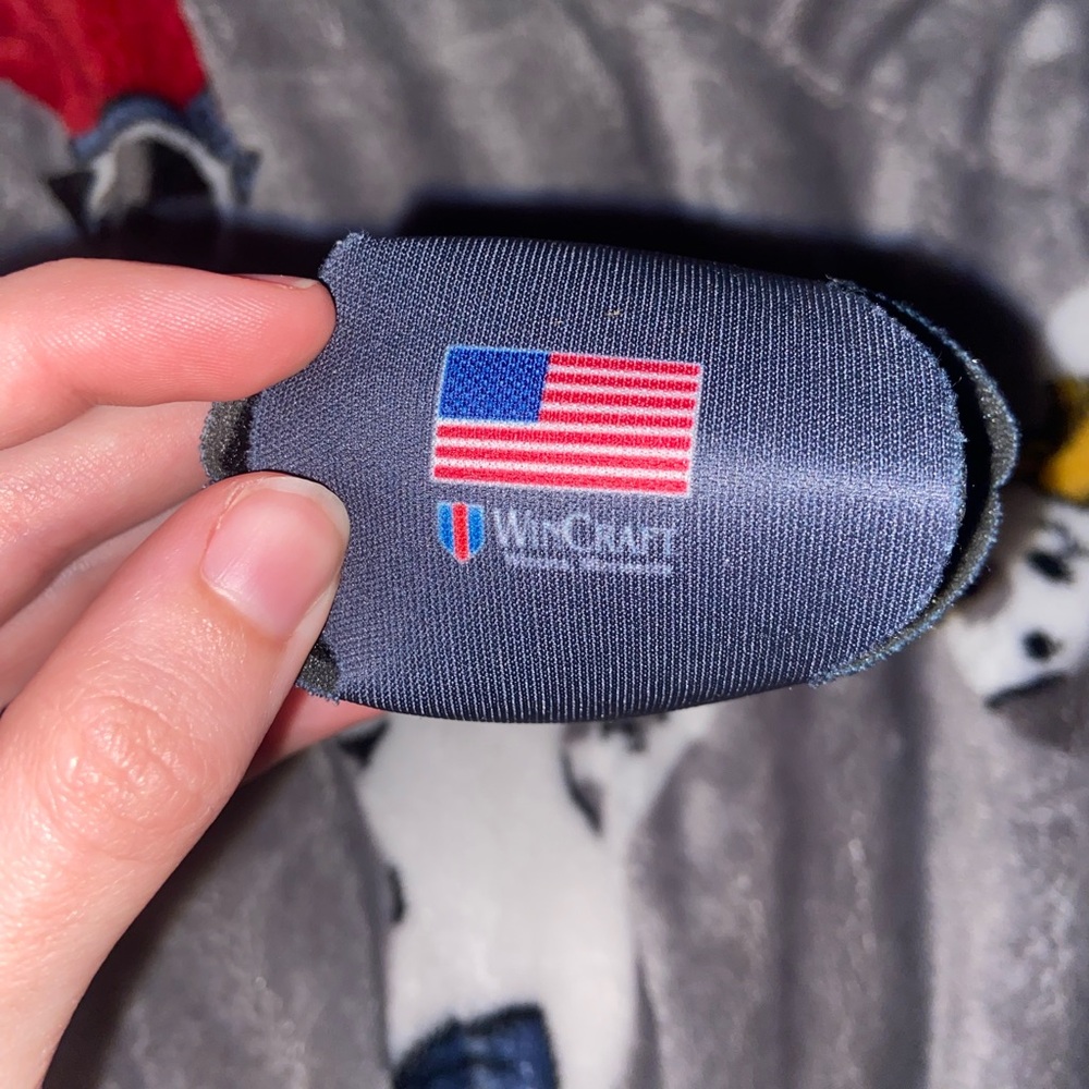 Collapsible slim can koozie - Picture 2 of 5